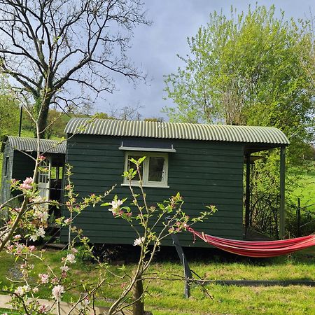 Penn Bergeyn Shepherd'S Huts Exeter Exterior photo